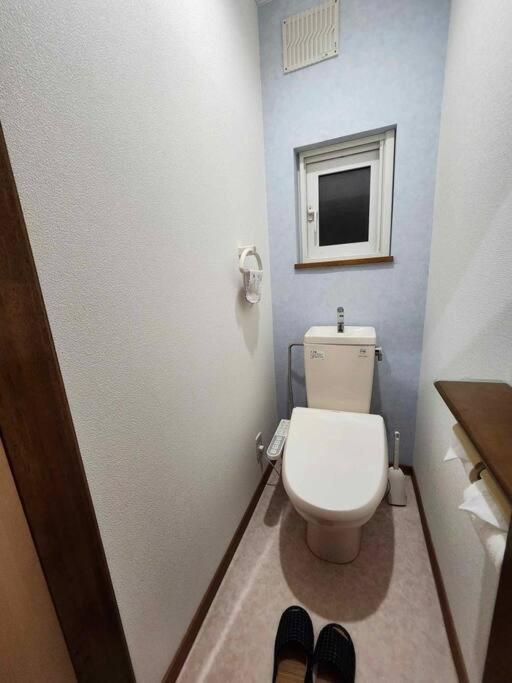 蒼い家温泉付貸別荘cozy Blue House Onsen Hot Spring 白老町 エクステリア 写真